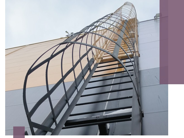 Изготовление и монтаж пожарных лестниц в Сыктывкаре профессионально