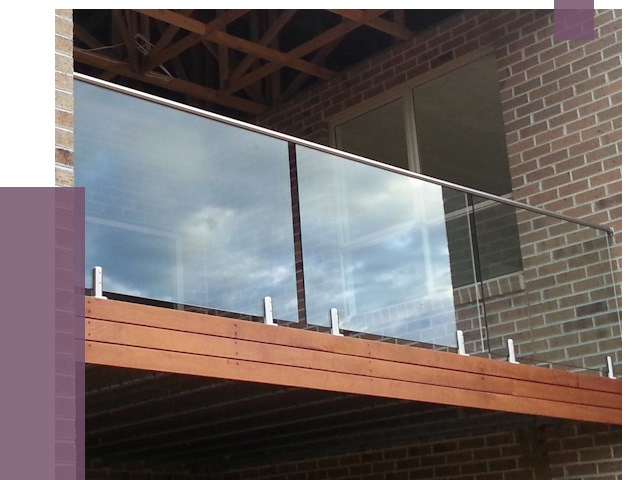 Стеклянные парапеты на крыше и террасе в Сыктывкаре от 11600 руб. | ПРОЛЁТ-Скт