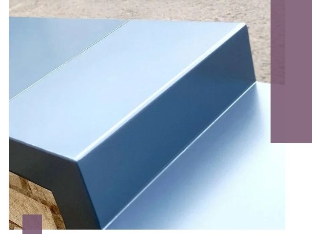 Крышки на парапет в Сыктывкаре: изготовление и монтаж под ключ