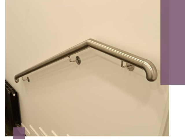 Изготовление пристенных поручней в Сыктывкаре под ключ за сроки